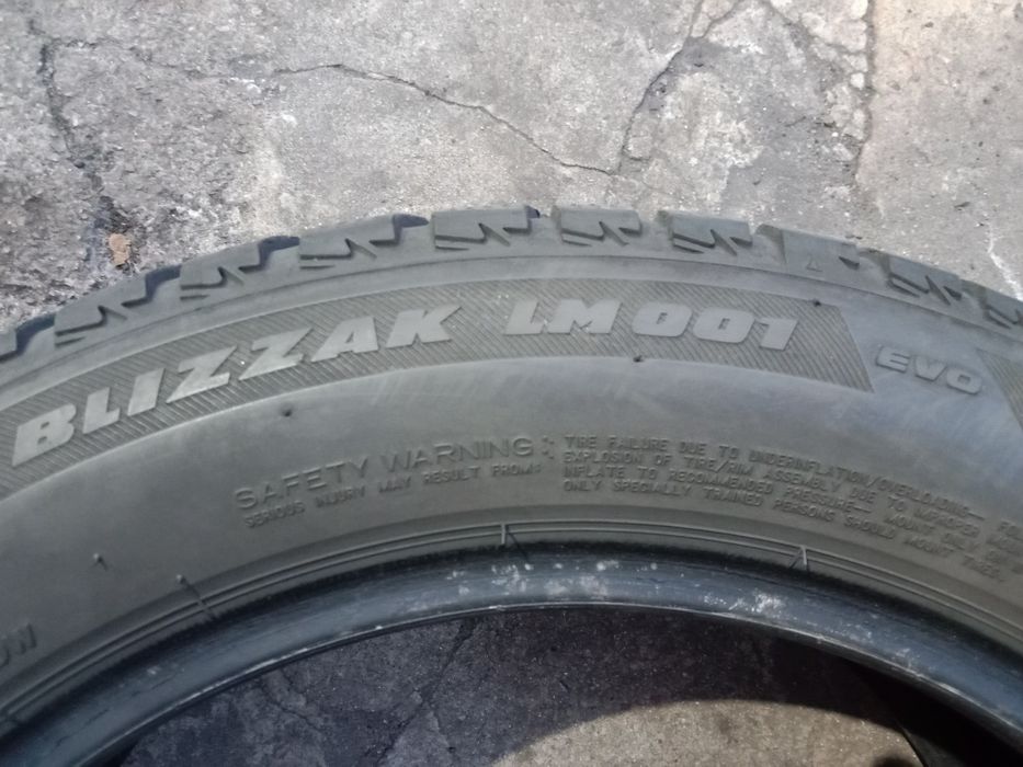 Шини всесезон/зима 205/55-R16 Bridgestone