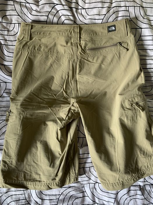 Шорти The North Face