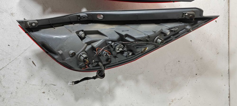 HYUNDAI I30 HATCHBACK 2007 ROK Lewa i Prawa Lampa lewy i prawy tył