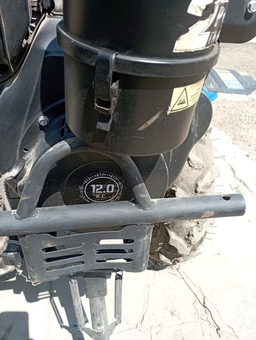 Продам дизельный мотоблок.