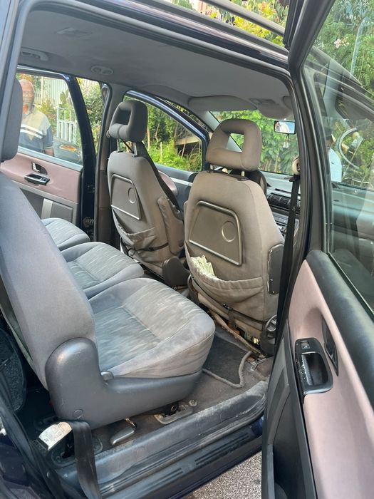 Carrinha Monovolume 7 Lugares Ford Galaxy