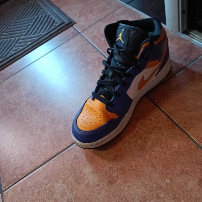 Buty Jordan Lakers 39