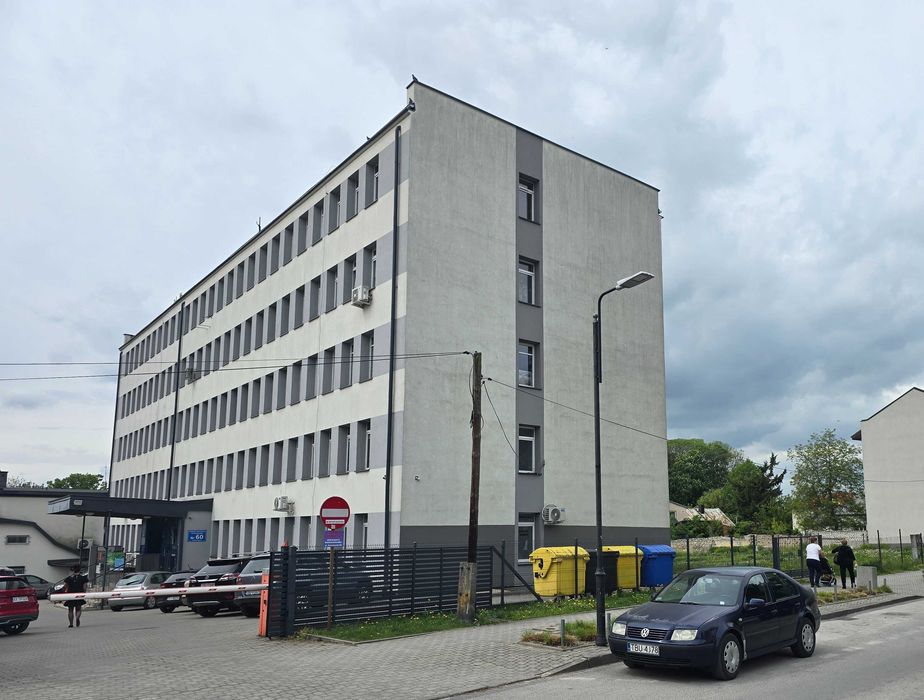 Lokal biurowy na parterze 16,45m2, ZUPEŁNIE NOWY - Busko-Zdrój