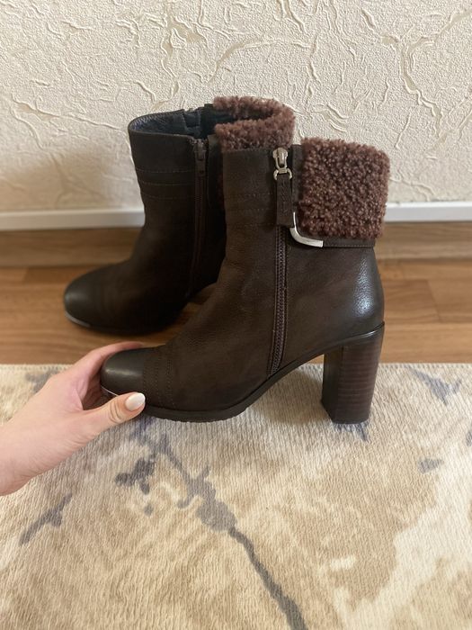 Жіночі зимові черевики braska, натуральна шкіра та хутро, р.39,