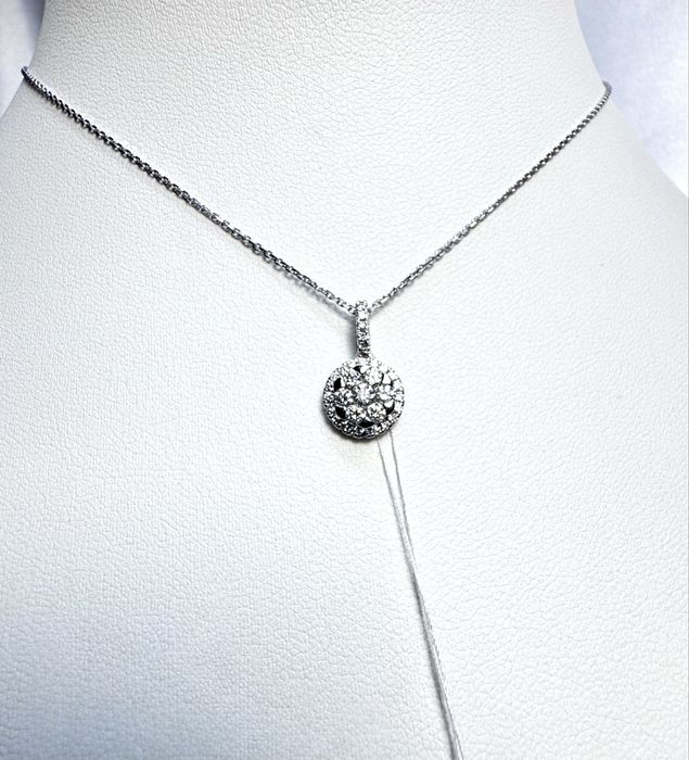 Золотий підвіс ZARINA з діамантами на ланцюжку