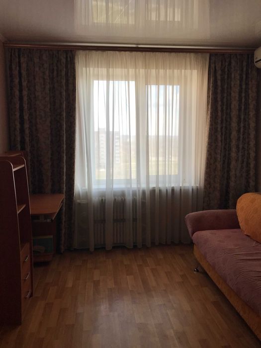 Продам 2к. квартиру на Пісках