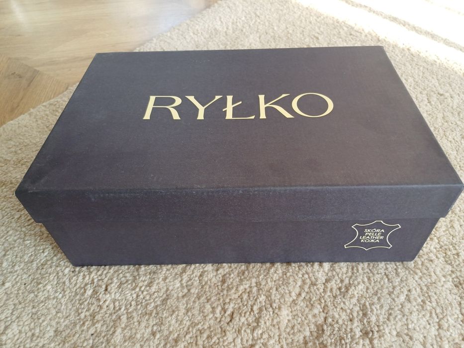 Czarne szpilki Ryłko r.38