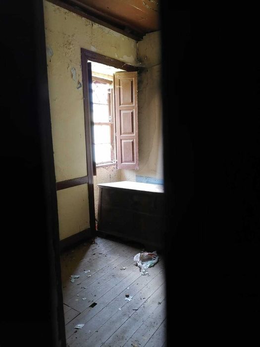 Quintinha para reconstruir no parque das serras do Porto