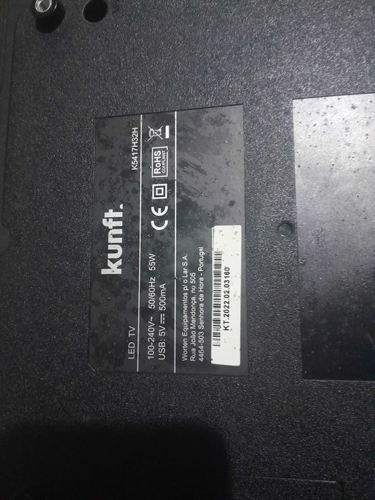 Led TV Kunft com suporte