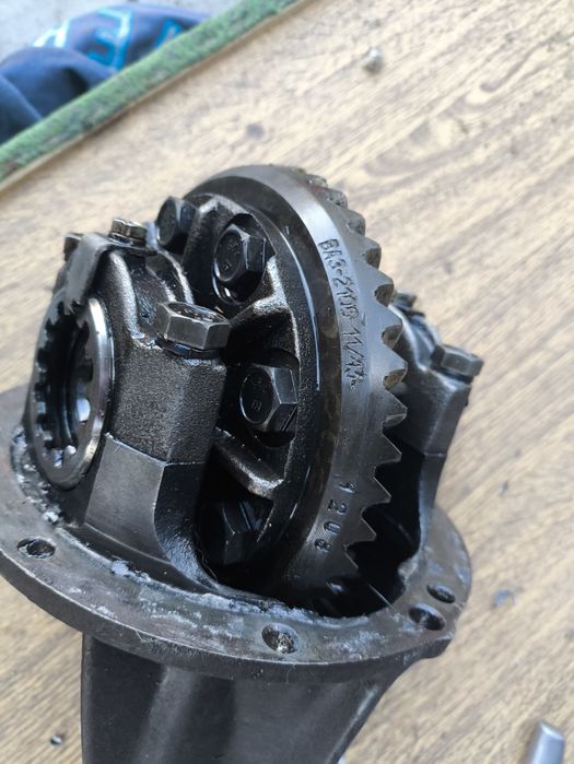 Продам редуктор 2106