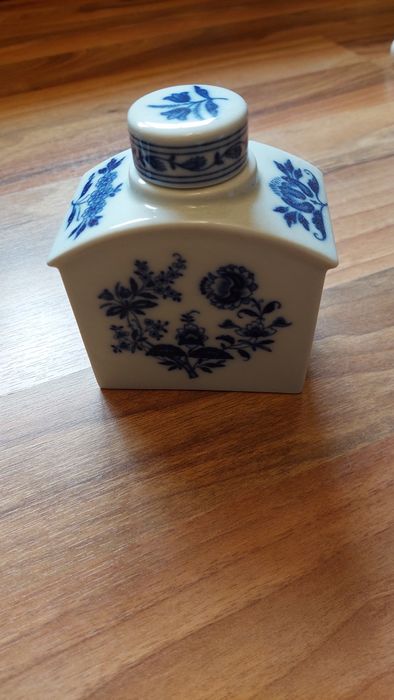 Conjunto azul e branco Vista Alegre