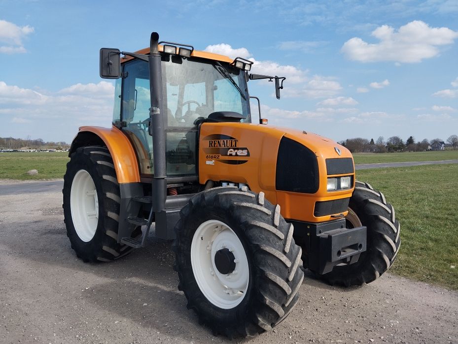 Renault Ares 616