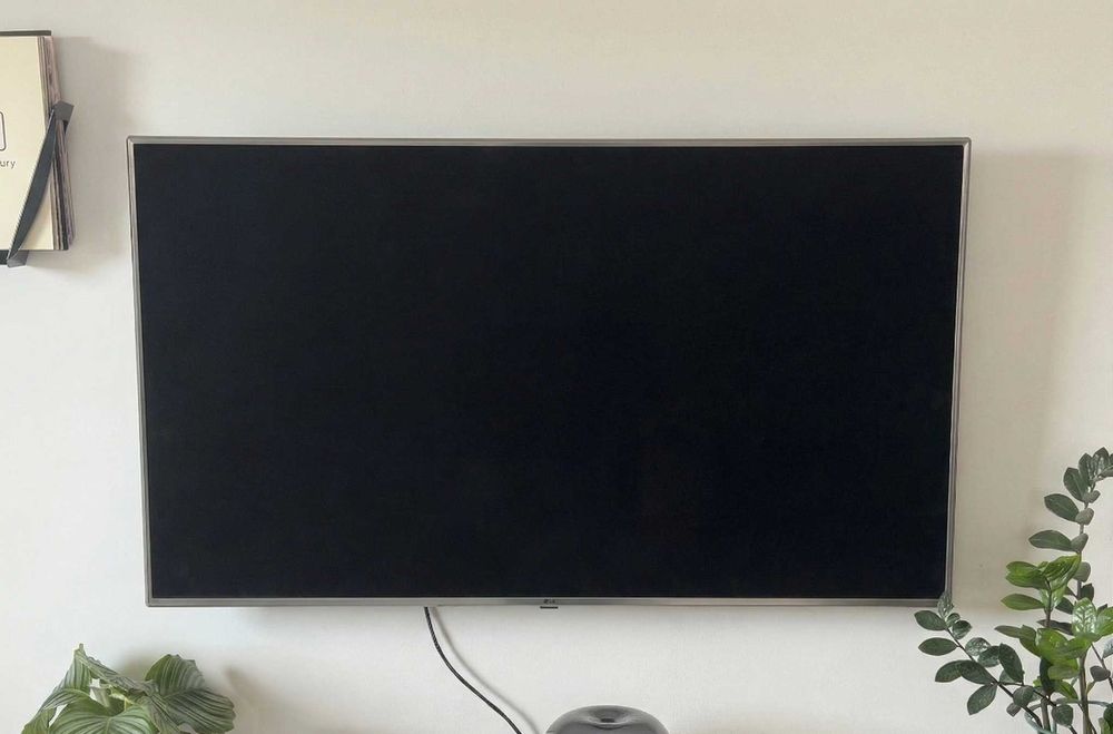 telewizor LG 55UK6950PLB 55” 4K Smart TV  stan idealny  123,5cm x 71cm