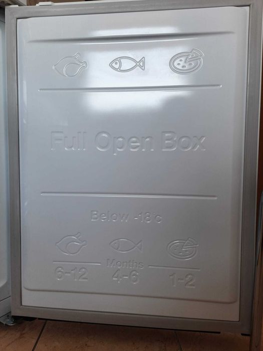 Lodówka biała wysoka samsung mc4a