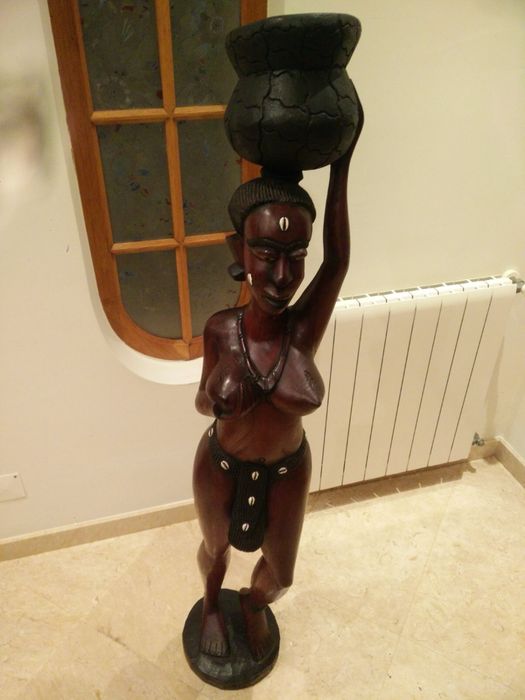 Par de esculturas Africana Madeira maciça