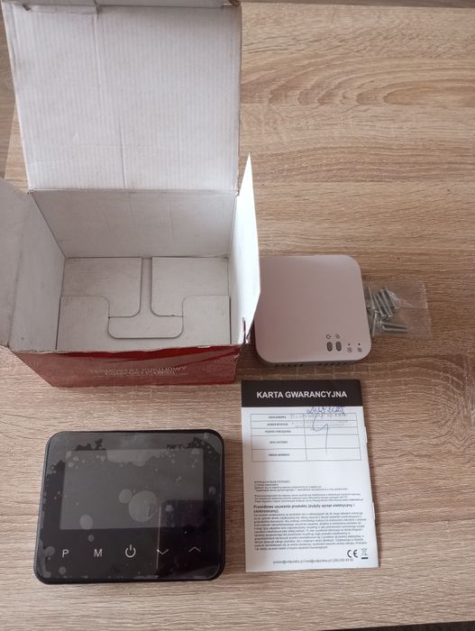 Bezprzewodowy termostat pokojowy COMFORT WT-20