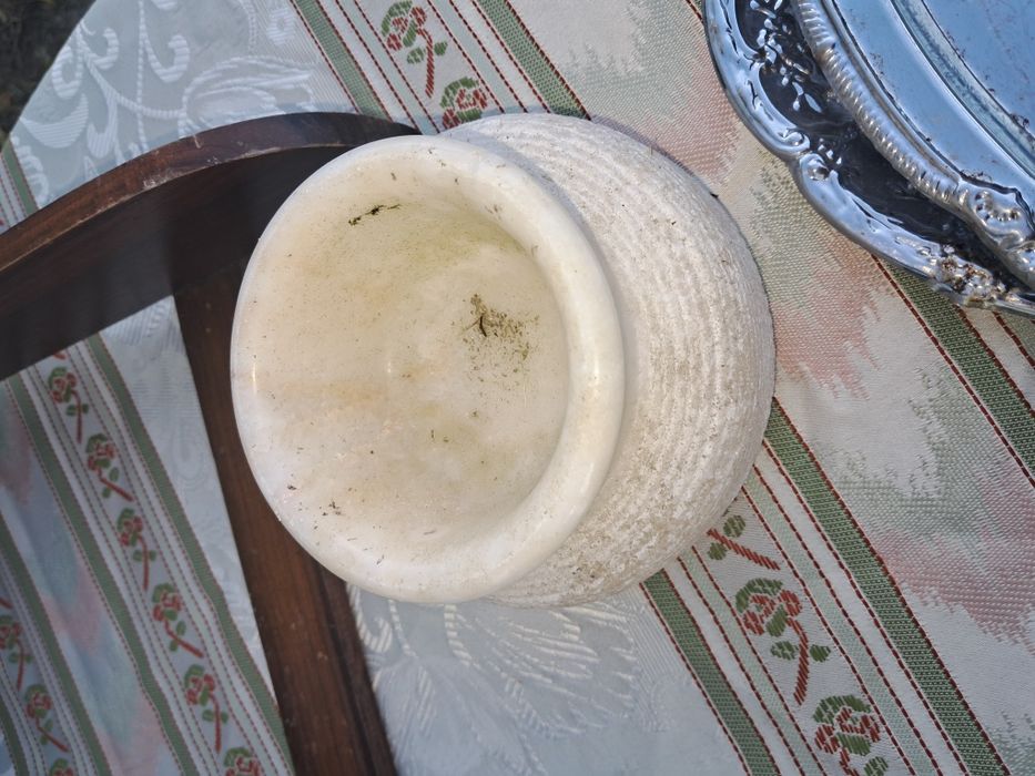 Vaso em mármore branco