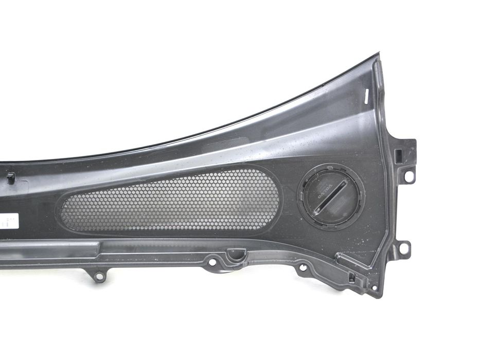 Вітрова панель/жабо VOLVO XC60 2017- 31424910