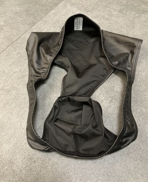 Чоловічі труси тканини під шкіру.