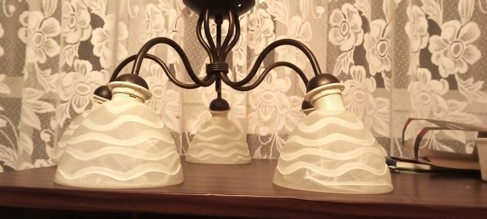 Żyrandol - lampa sufitowa