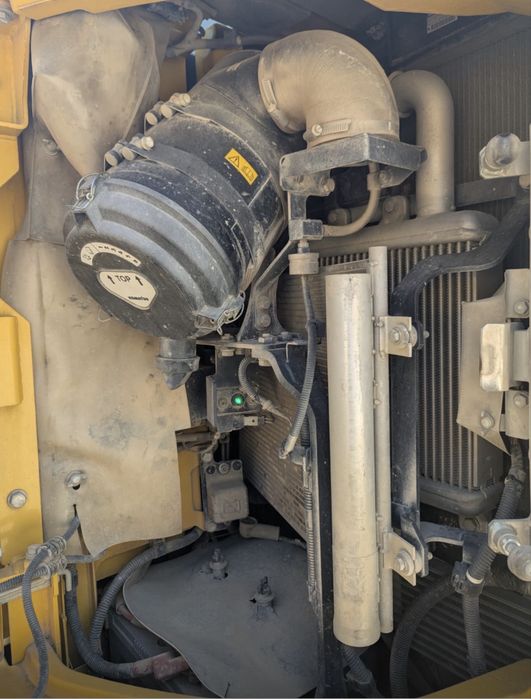 Mini giratoria komatsu pc 138