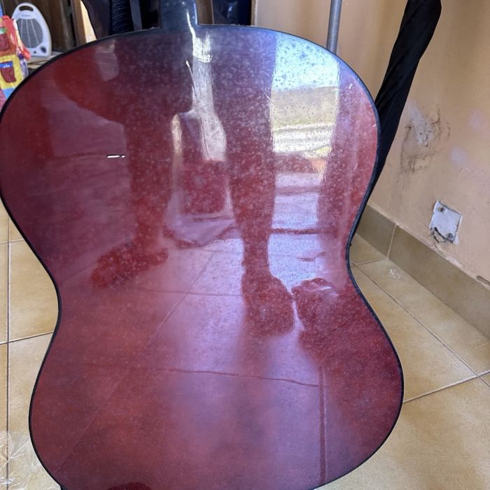 Guitarra Play On