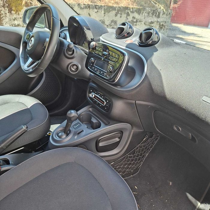 Smart forfour em bom estado