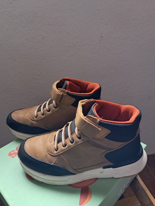 Vendo sapato infantil