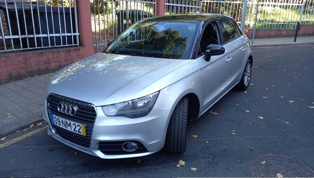 Audi A1 1.6TDI Sportback 90cv Nacional , c/ livro revisoes