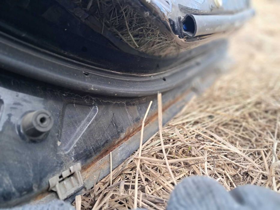 Задня ліва дверка двері дверь двери Мазда 3 БК хетчбек чорний колір