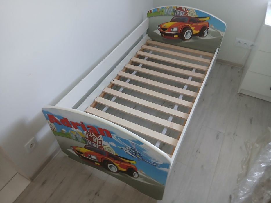 Łóżko dla dziecka dziecięce  z napisem ADRIAN 160x80