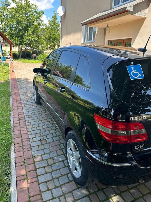 mercedes-benz B class