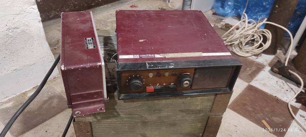 Radiostacja Unitra + przetwornica