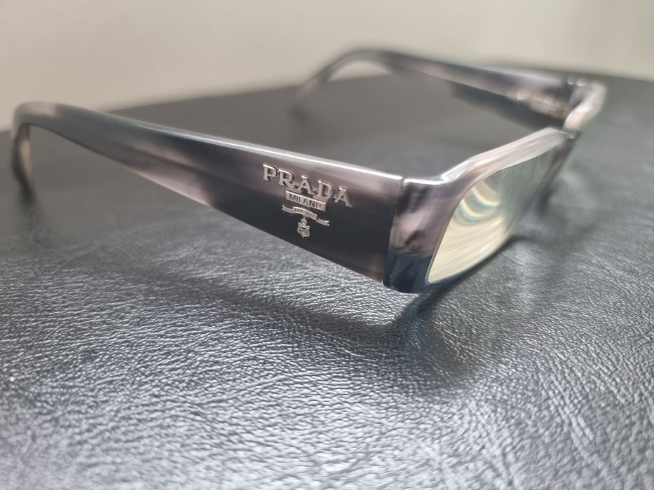 Oculos em massa-   Prada