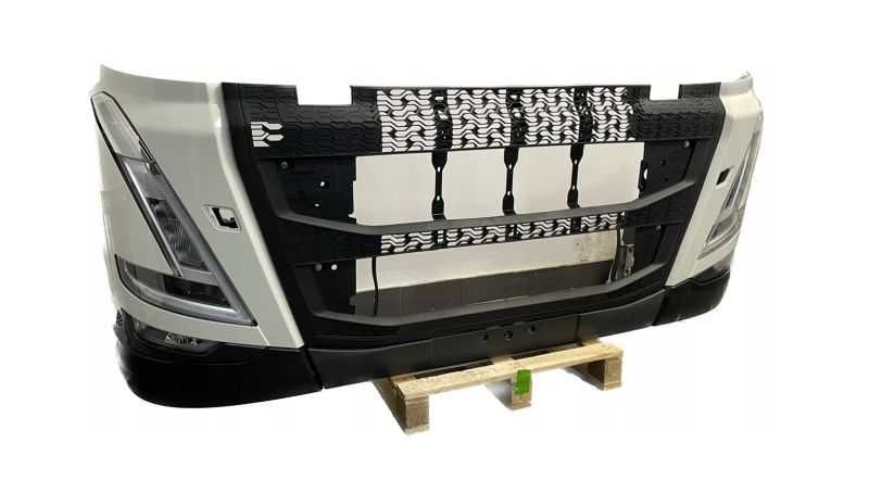 Kompletny przód zderzak grill reflektory halogen Volvo FH5 Bielsko