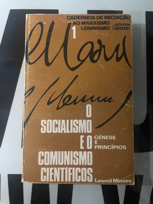 Leonid Minaev - O Socialismo e o Comunismo Ciêntíficos
