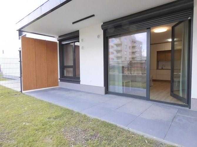 2 pokoje z miejscem w garażu- Białej Floty 4A, BRAK PROWIZJI