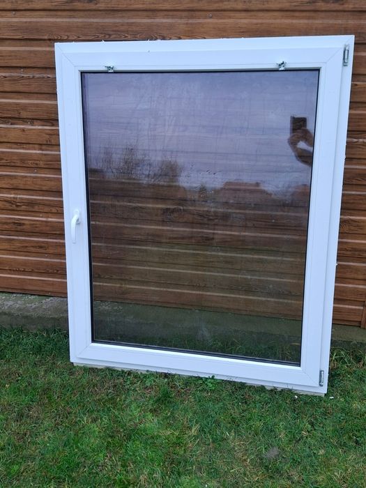 Okna plastikowe białe 2 sztuki 117x142