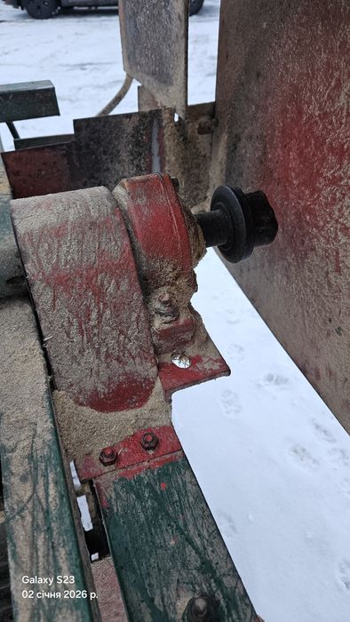 Верстат деревообробний, торцовочний, 1200мм для палетної дошки