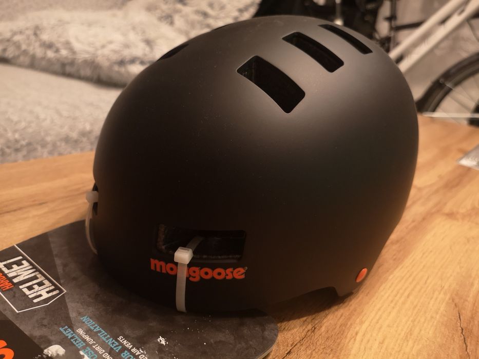 Kask rowerowy mongoose