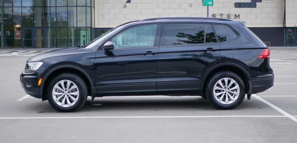 Volkswagen Tiguan S 2019