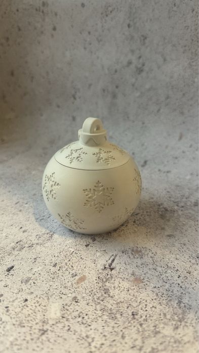 Новорічні гіпсові вироби кашпо куля