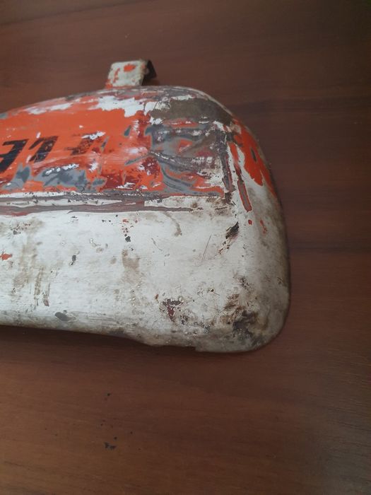 WSK Lewy boczek metalowy mały