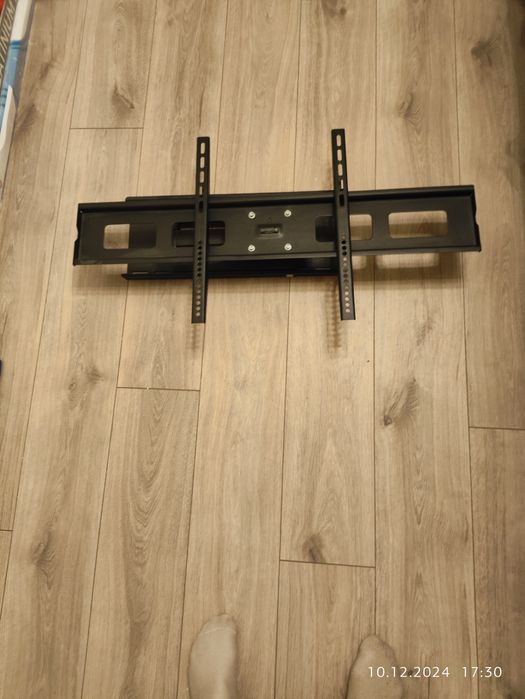Uchwyt do telewizora