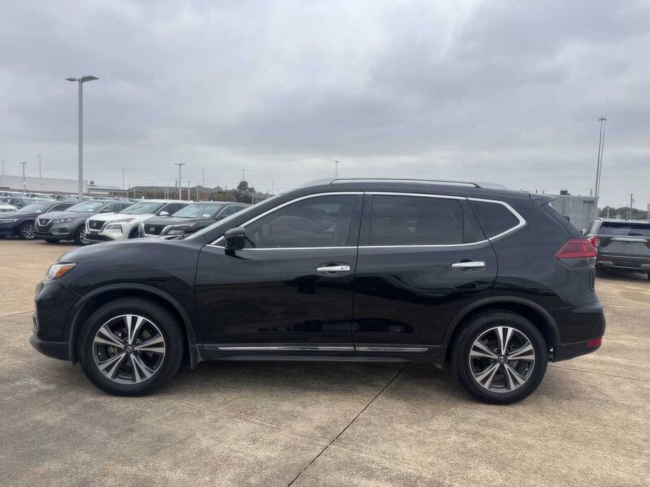 Nissan Rogue SL      2018