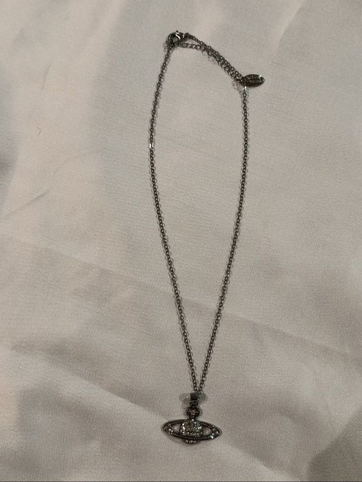 Підвіска vivienne westwood