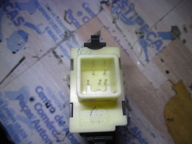 Comando / botão / interruptor vidros frente direito TOYOTA Avensis Wag