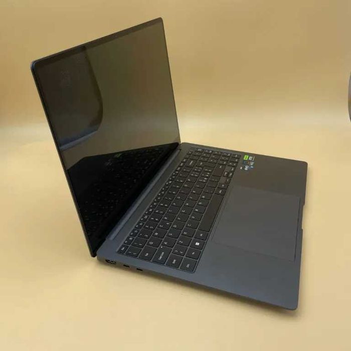 Samsung Galaxy Book3 Ultra 16" 3K Touchscreen i9-13900Н RTX 4070