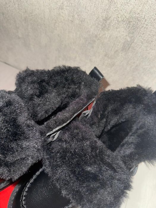 Уги зимові, 40 розм. Деталі за телефоном .