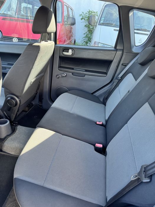 Mitsubishi Colt 1.1 Inform